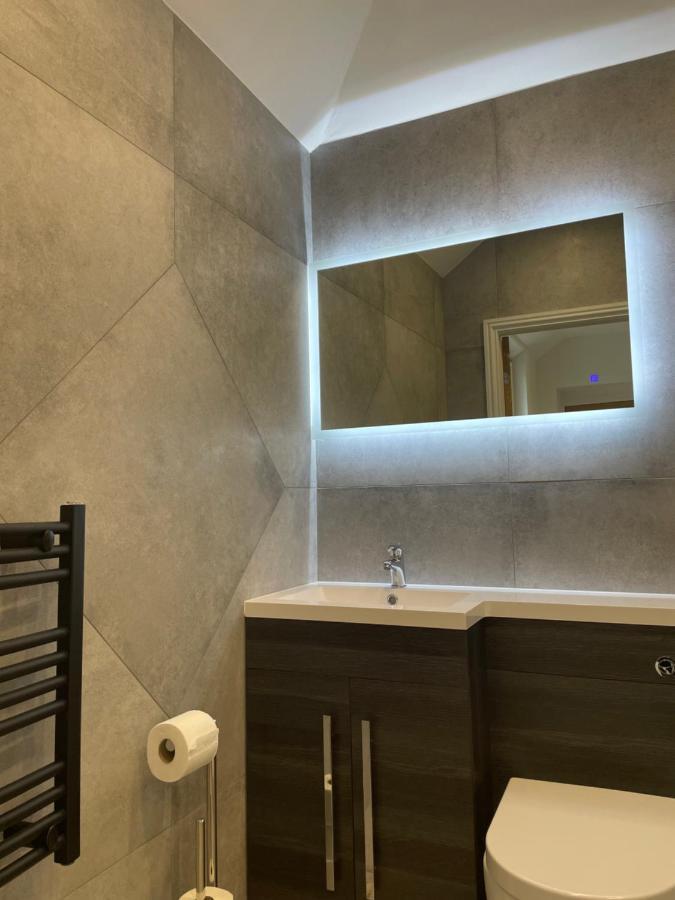 Glasgow Airport Apartments Пейслі Екстер'єр фото