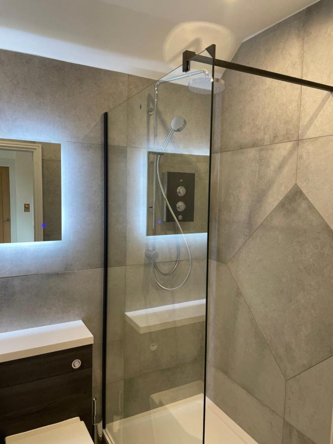Glasgow Airport Apartments Пейслі Екстер'єр фото