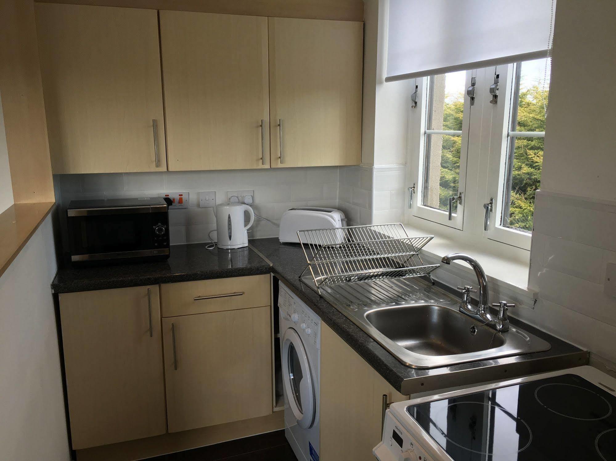 Glasgow Airport Apartments Пейслі Екстер'єр фото