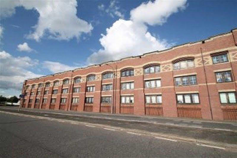 Glasgow Airport Apartments Пейслі Екстер'єр фото
